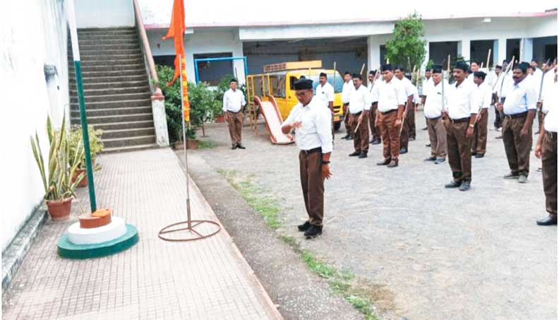 राष्ट्रीय स्वयं सेवक संघ खण्ड सारंगढ़ ने विजयादशमी-शरद पूर्णिमा मनाया