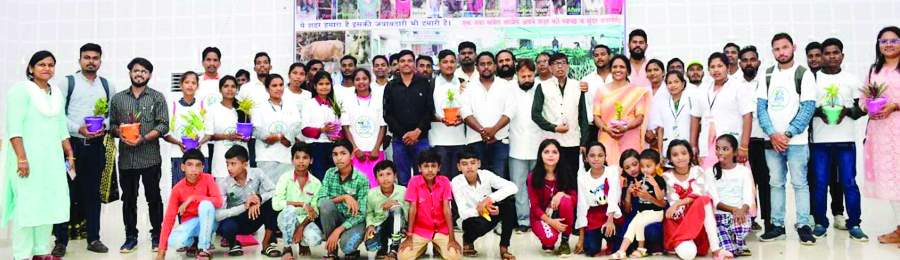शांति फाउंडेशन ने किया वेबसाइट का प्रमोशन