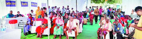 जिला अस्पताल में स्वास्थ्य शिविर, 271 लोगों की जांच