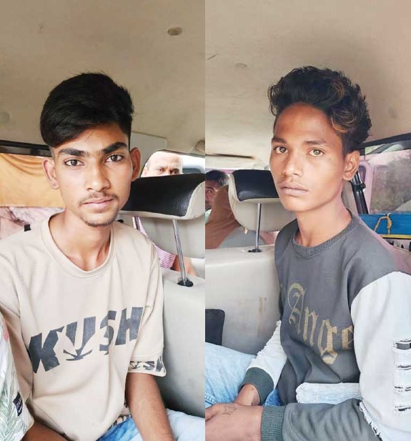 चाकू मार लूटने वाले बालक सहित 3 गिरफ्तार चाकू मार लूटने वाले बालक सहित 3 गिरफ्तार