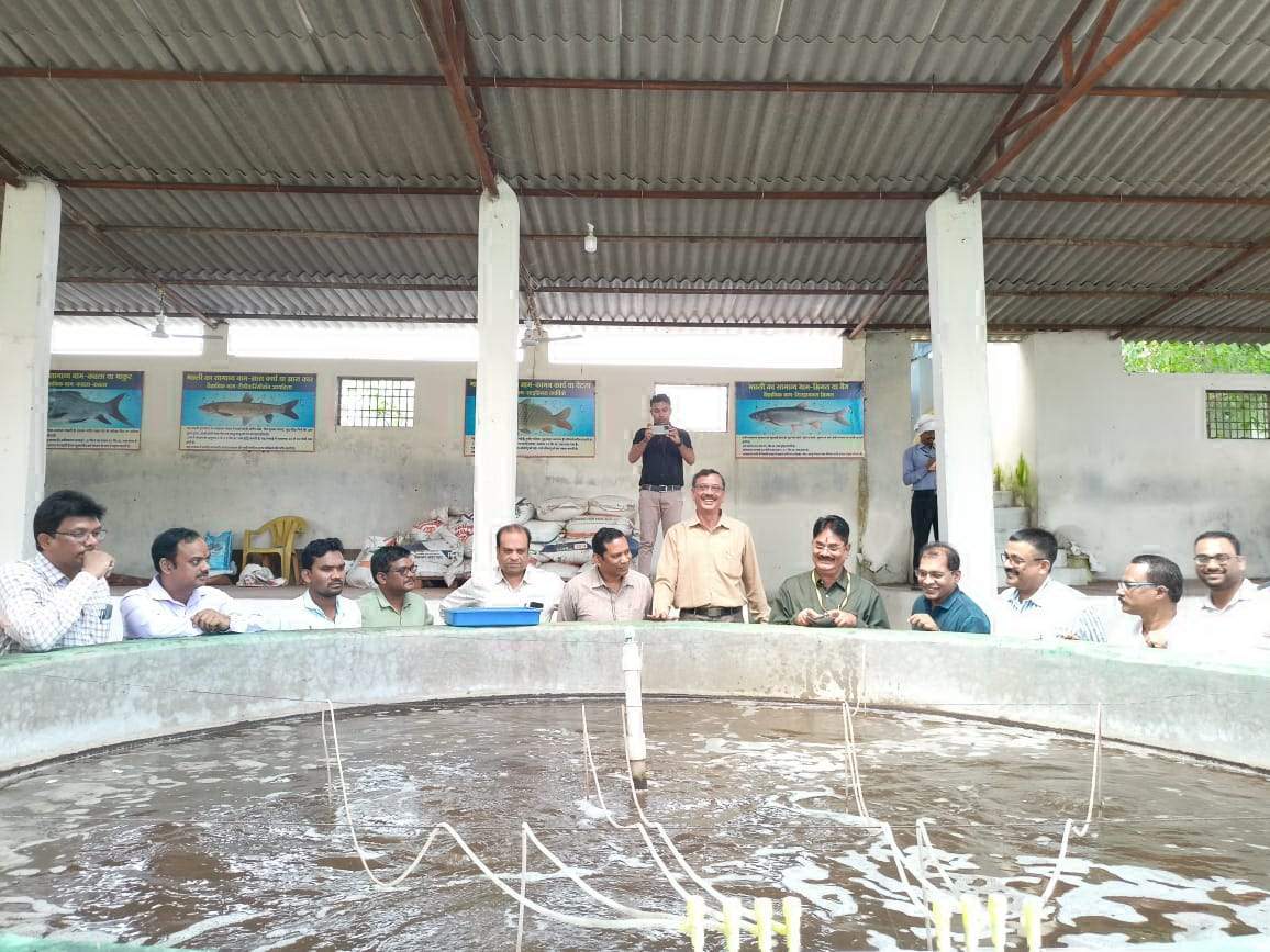 कृषि विज्ञान केंद्र के कार्यों की सराहना