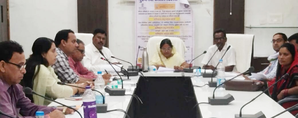 सामान्य प्रशासन की बैठक में उठा जंगली सुअरों का मुद्दा