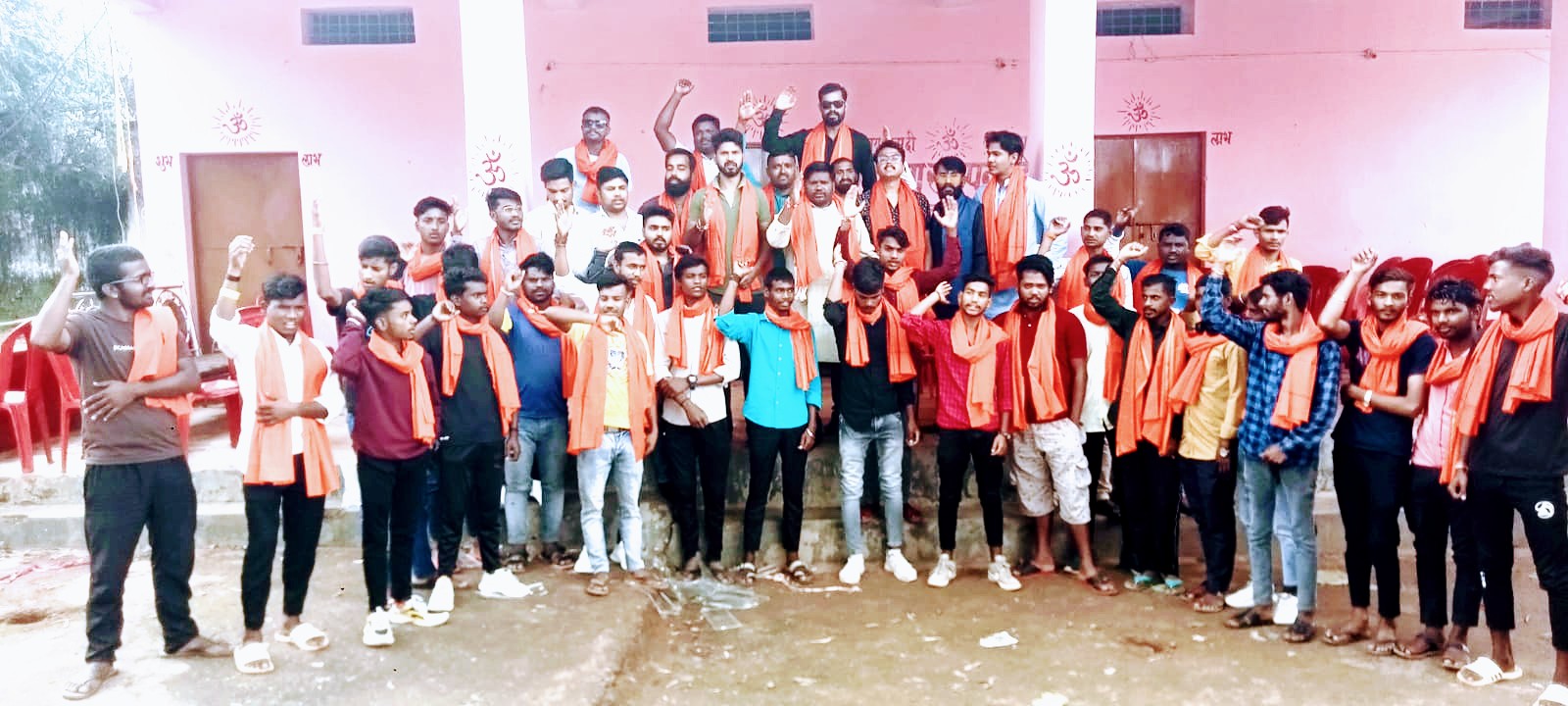 भाजयुमो प्रदेशाध्यक्ष का कुसमी आगमन पर भव्य स्वागत, 50 युवा भाजपा में शामिल