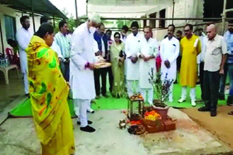 मनोज मंडावी का असमय चले जाना प्रदेश के लिए अपूरणीय क्षति- सिंहदेव मनोज मंडावी का असमय चले जाना प्रदेश के लिए अपूरणीय क्षति- सिंहदेव