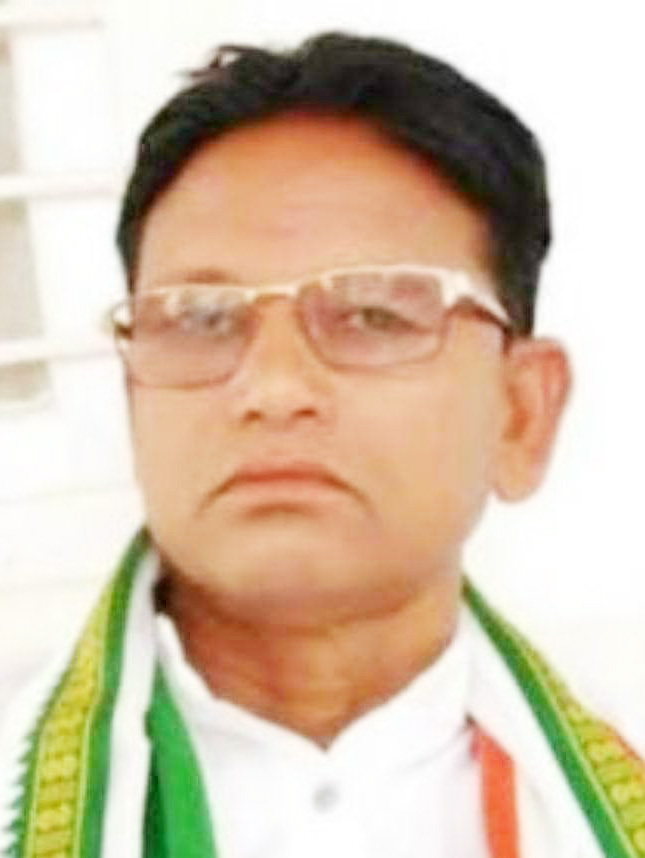 आदिवासियों के नाम पर राजनीति करना बंद करे भाजपा-सालीक बघेल