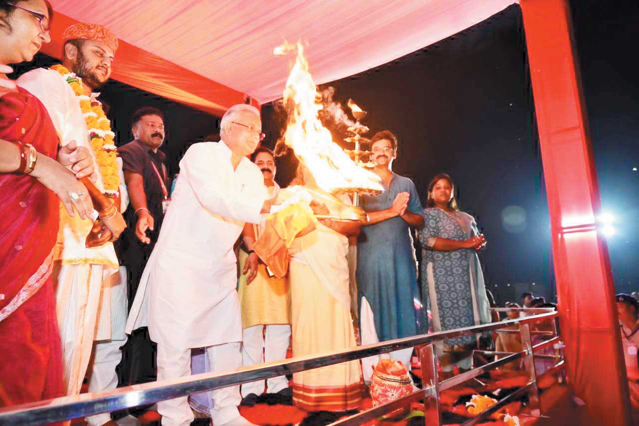 सीएम ने की महानदी आरती