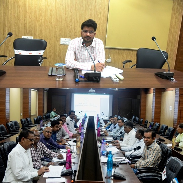 निर्माण कार्यों को तेजी से पूर्ण करने के निर्देश निर्माण कार्यों को तेजी से पूर्ण करने के निर्देश