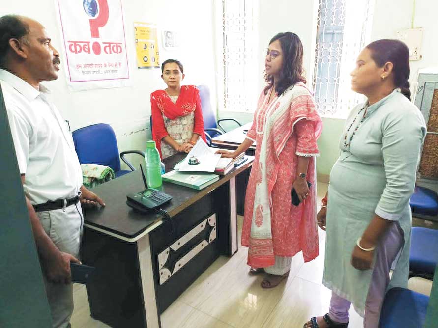 नई एसडीएम ने किया सखी सेन्टर का निरीक्षण नई एसडीएम ने किया सखी सेन्टर का निरीक्षण