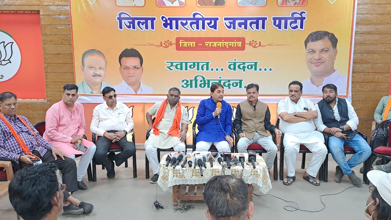 भाजपा व्यापार प्रकोष्ठ ने अपराधों में वृद्धि होने पर जताई चिंता भाजपा व्यापार प्रकोष्ठ ने अपराधों में वृद्धि होने पर जताई चिंता