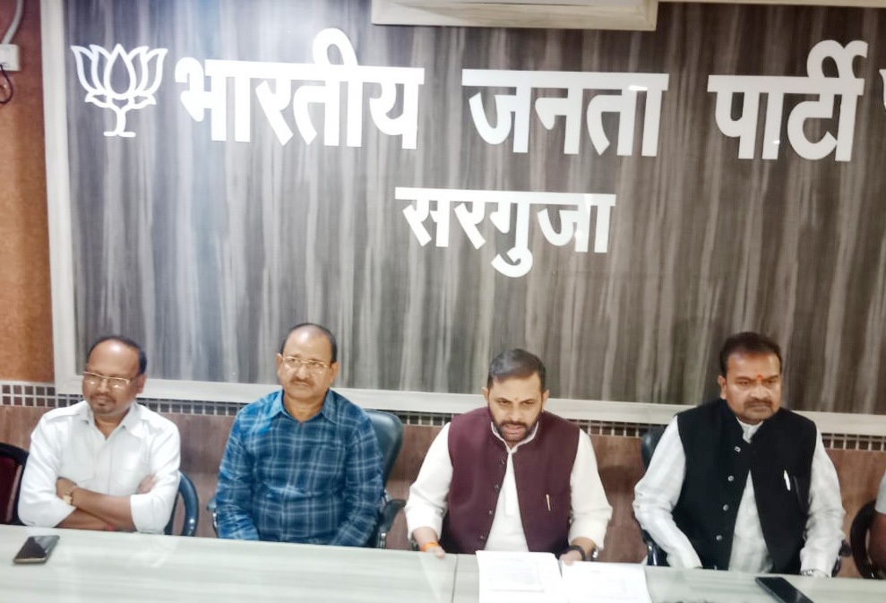 पूरे प्रदेश में भय और आतंक का राज है, व्यापारी डरे व सहमे हैं-अखिलेश सोनी