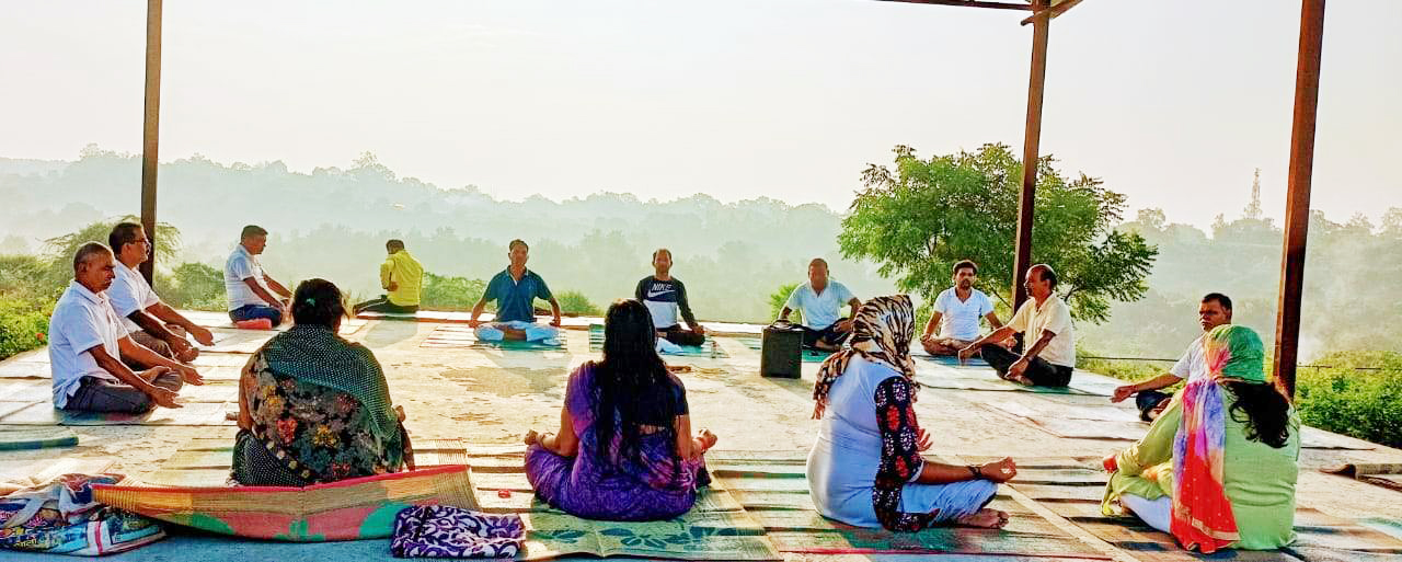 योग-प्राणायाम के नित्य अभ्यास से असाध्य रोग दूर होते हैं-संजय