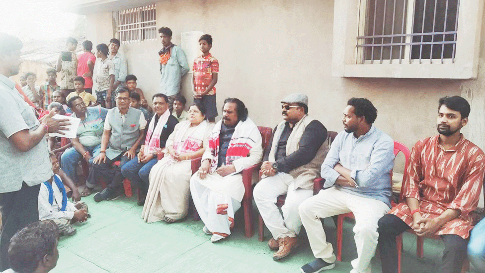 झोरका झारा आदिवासी समाज को अजजा वर्ग में शामिल करने की मांग, नंदकुमार साय को ज्ञापन