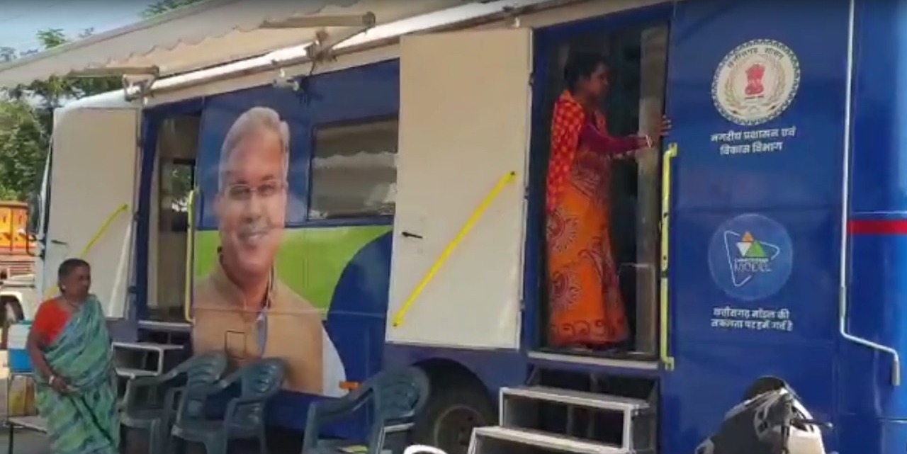 हाट बाजार क्लीनिक बना ग्रामीणों के लिए वरदान