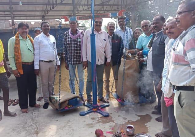 गट्टासिल्ली में धान खरीदी का शुभारंभ