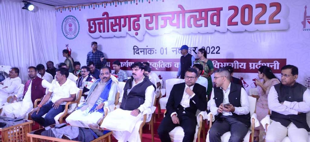 लखेश्वर ने किया राज्योत्सव का उद्घाटन