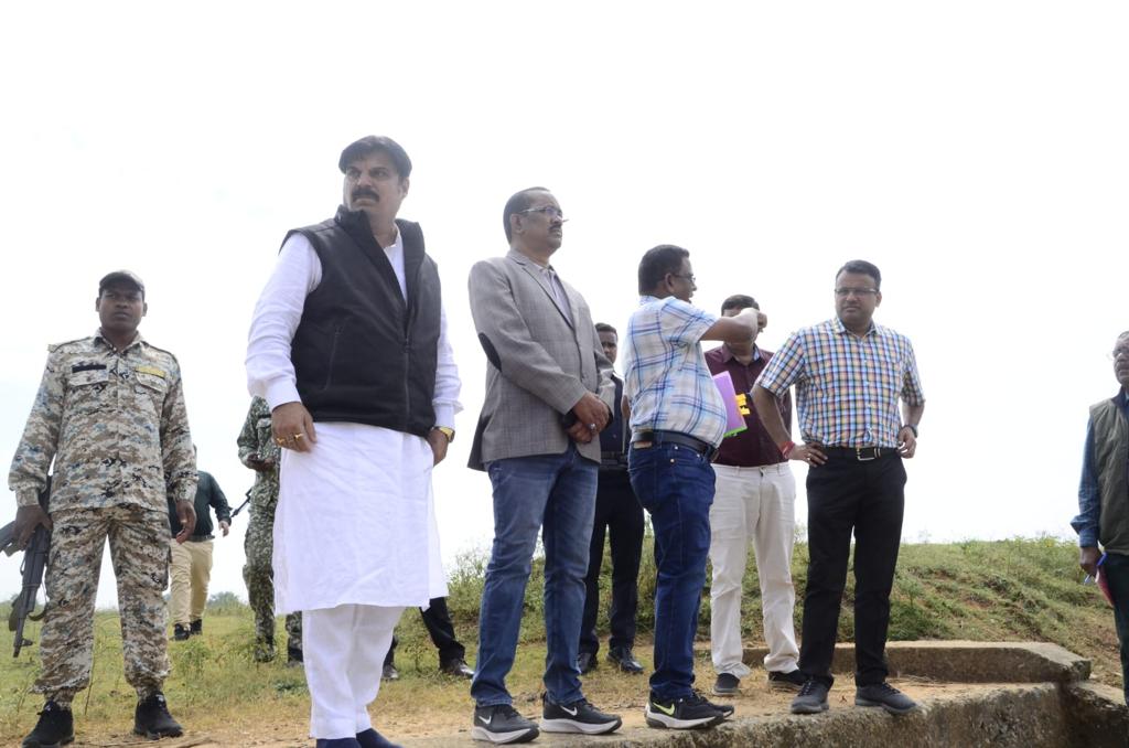नए उपाध्यक्ष ने  इंद्रावती जोरा नाला पर जल विभाजन के लिए बने कंट्रोल स्ट्रक्चर का किया अवलोकन