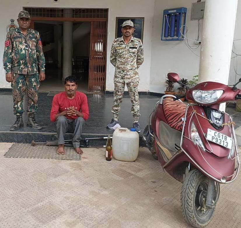 अवैध शराब बेचते एक गिरफ्तार