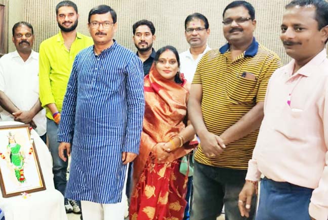 नगर पंचायत में मनाया गया राज्य स्थापना दिवस