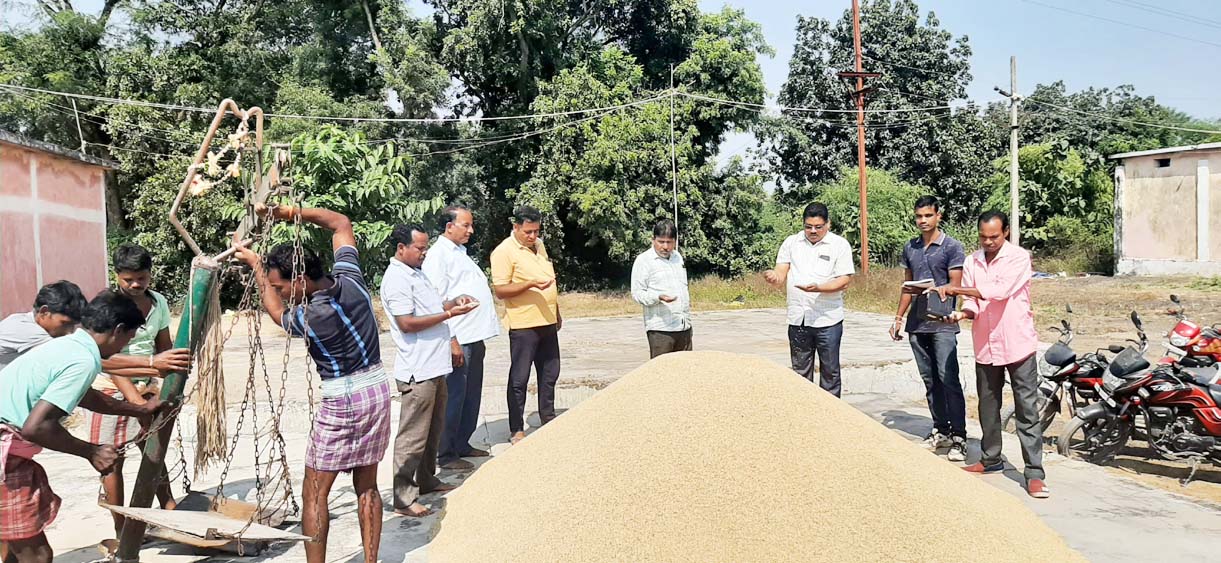 लोइंग में धान खरीदी शुरू,  किसान ने बेचा 20 क्विंटल धान