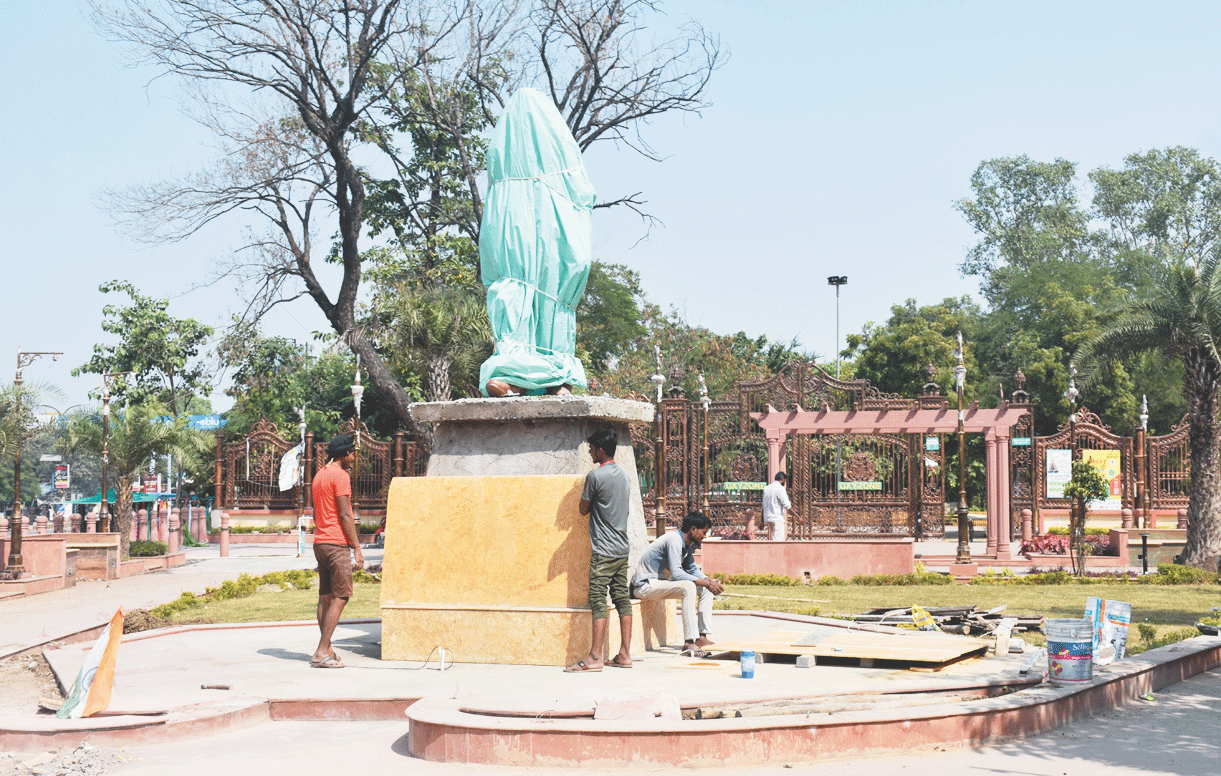 जयस्तंभ चौक को सुशोभित करेगी वीर नारायण सिंह की प्रतिमा