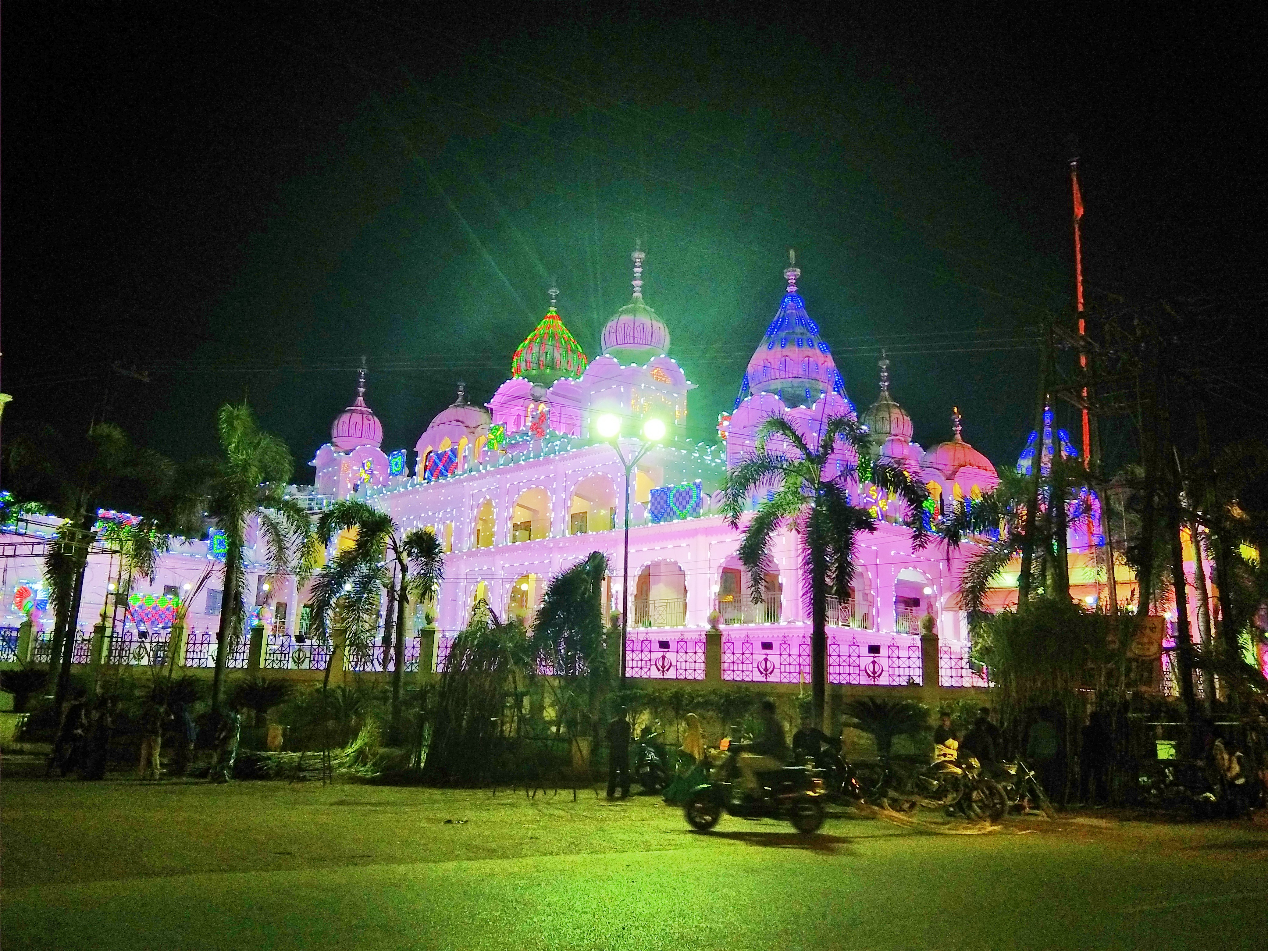 शबद कीर्तन संग 8 को गुरूनानक जयंती