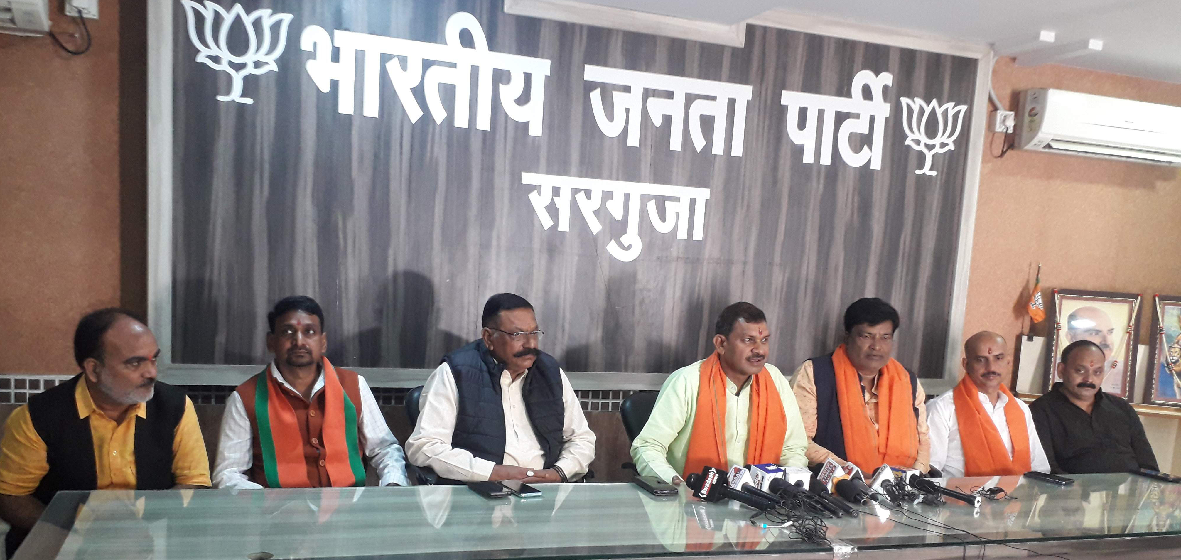 किसान मोर्चा राज्य सरकार की खामियों को जनता के बीच रखेगी- पवन