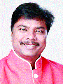 आदिवासियों की आंख में धूल झोंकने से बाज आये कांग्रेस- केदार