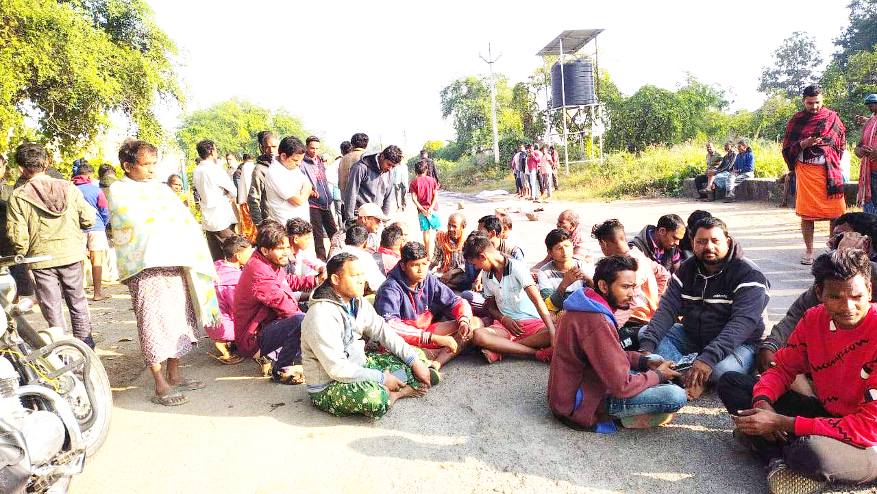 सुबह की सैर पर निकले बुजुर्ग को ट्रक ने मारी ठोकर, मौत, परिजनों का धरना