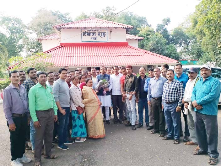 पदोन्नति आदेश को यथावत रखने नवाज से मिला छग सहायक शिक्षक फेडरेशन