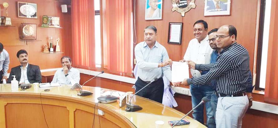 वेज रिविजन, अस्पताल में कमी, नगर सौंदर्यीकरण, नई भर्ती व अन्य मांगों पर चर्चा