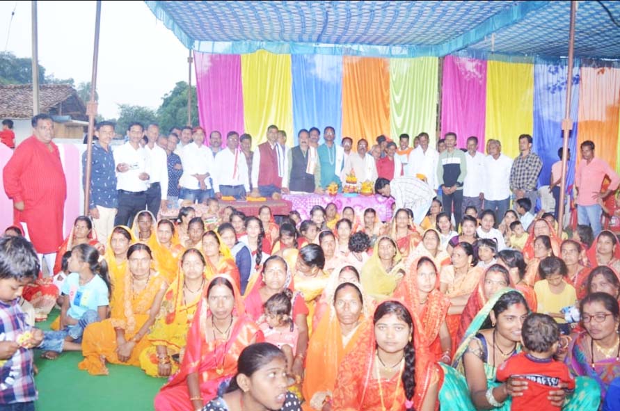 समाज हर क्षेत्र में कर रहा है विकास -महेश 