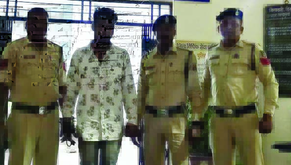 गांजा के साथ आरोपी पकड़ाया