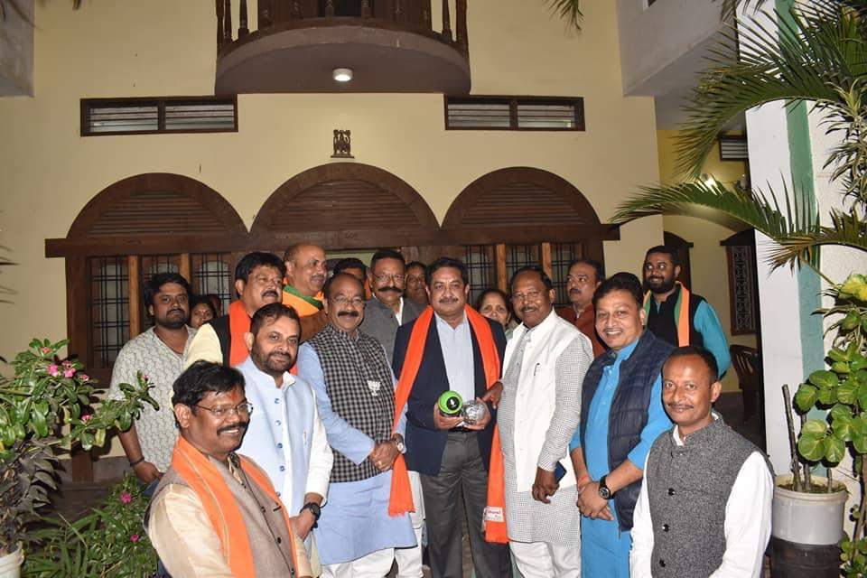 सेवानिवृत्त उप सेनानी डीके सिंह ने किया भाजपा प्रवेश