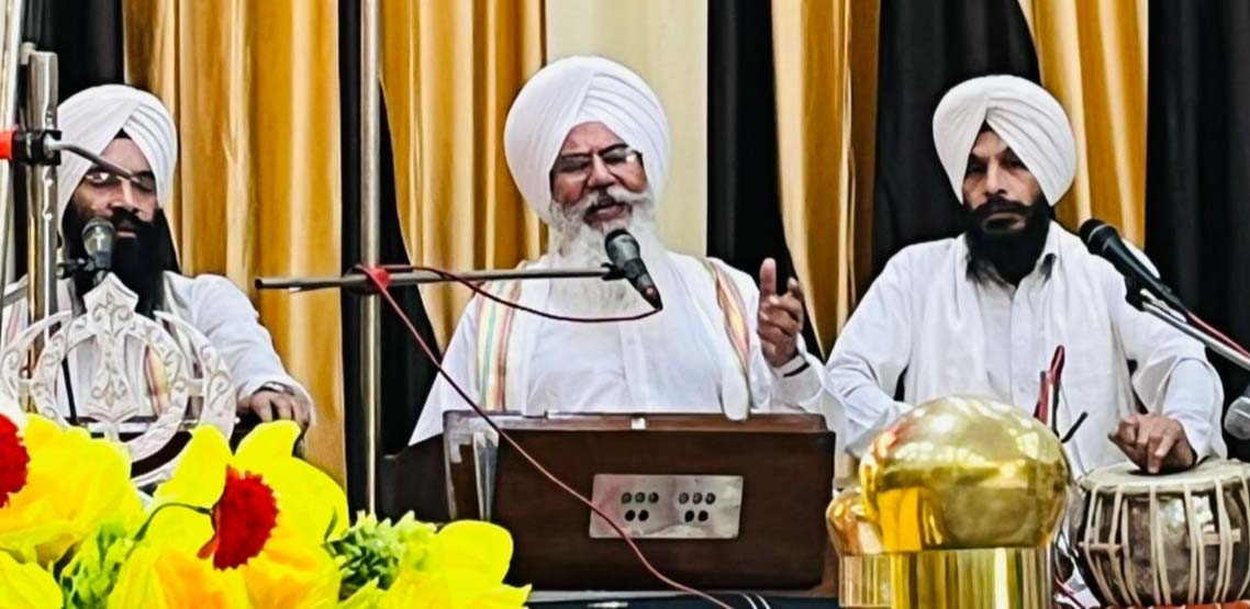 सोल्लास मनाया गया गुरूनानक देव का प्रकाश पर्व