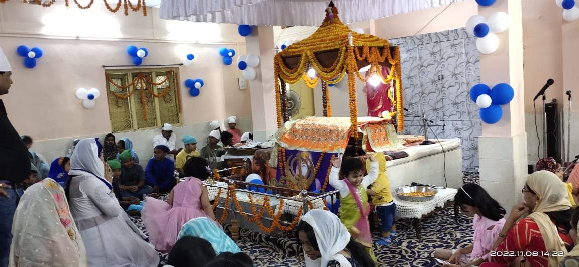 हर्षोल्लास से मना गुरुनानक  देवजी का प्रकाश पर्व