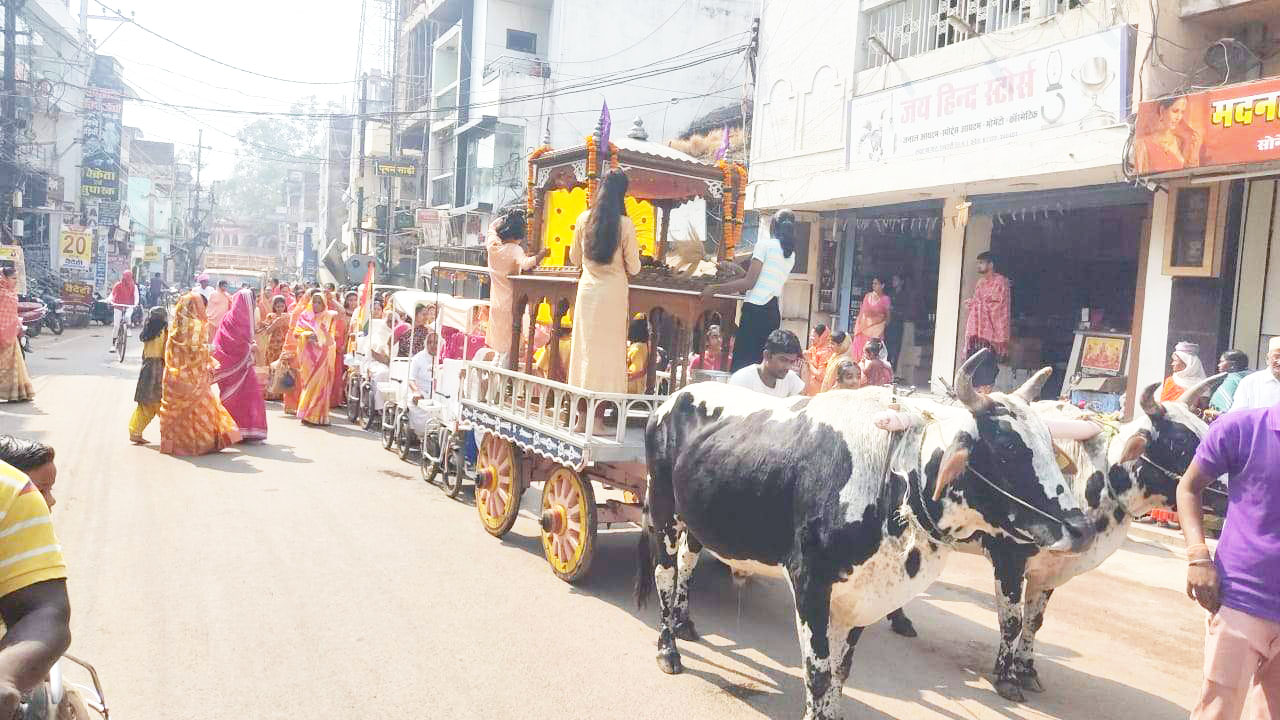 जैन समाज ने निकाली शोभायात्रा, जियो और जीने दो का दिया संदेश