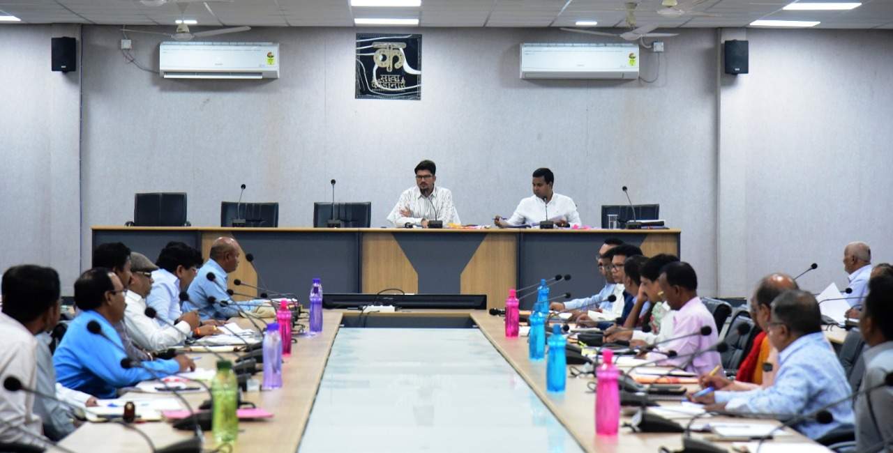 धान उपार्जन में रकबा संबंधी समस्या का तुरंत करें निदान-कलेक्टर धान उपार्जन में रकबा संबंधी समस्या का तुरंत करें निदान-कलेक्टर