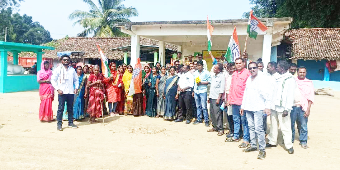 कांग्रेसियों ने यात्रा में नफरत छोड़ो, भारत जोड़ों का किया आह्वान कांग्रेसियों ने यात्रा में नफरत छोड़ो, भारत जोड़ों का किया आह्वान
