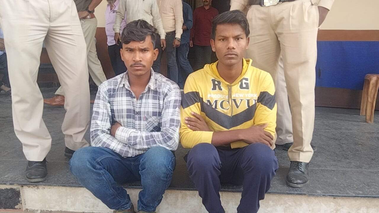 ऑनलाइन  ठगी, झारखंड से दो गिरफ्तार