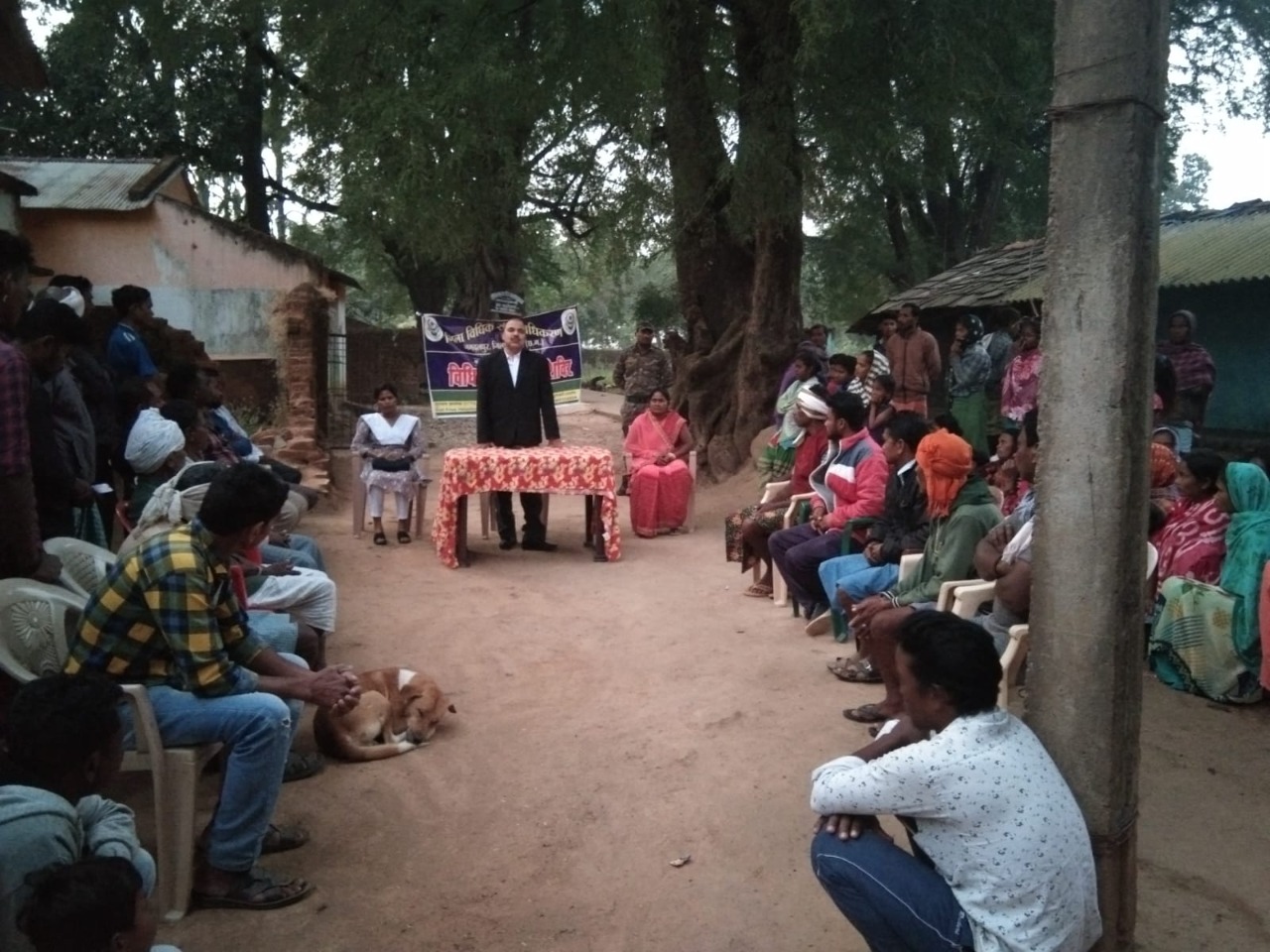 विधिक साक्षरता शिविरों का आयोजन