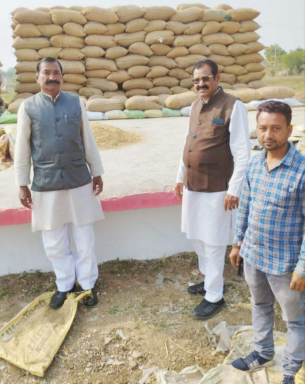 धान खरीदी केंद्रों का निरीक्षण