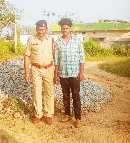 फोटो से छेड़छाड़ कर फैलाया, आरोपी हैदराबाद से बंदी