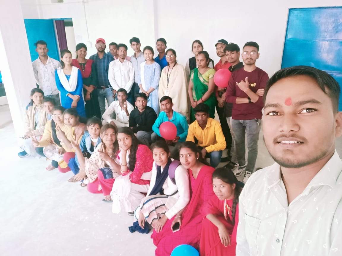 भाषण स्पर्धा में तबस्सुम ने मारी बाजी