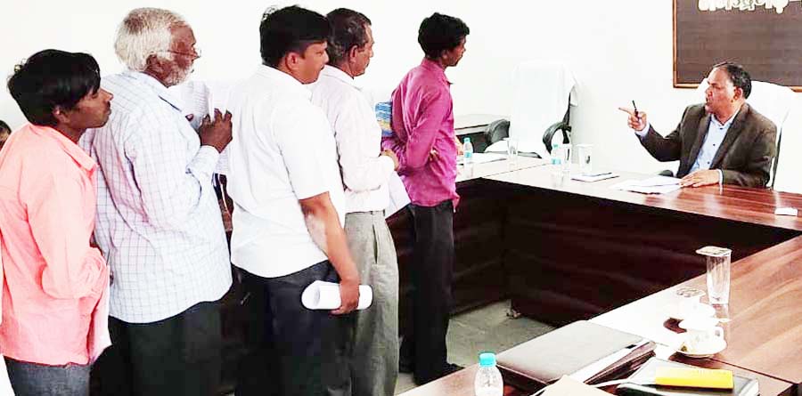 जनदर्शन में मिले 15 आवेदन