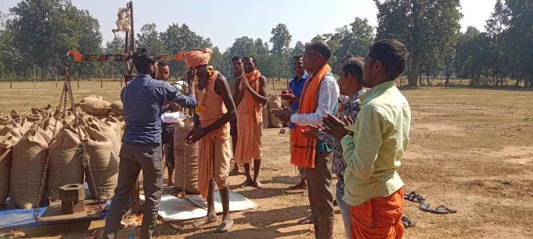तोरेंगा में 5201 मीट्रिक टन धान की खरीदी तोरेंगा में 5201 मीट्रिक टन धान की खरीदी