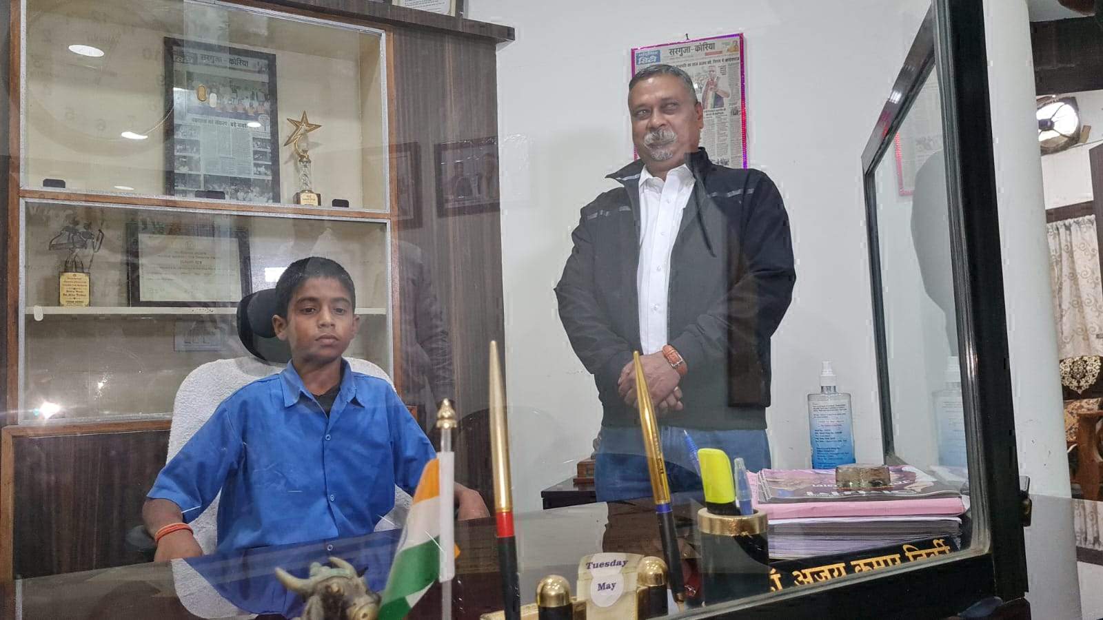 साहित्य बना 1 दिन का महापौर