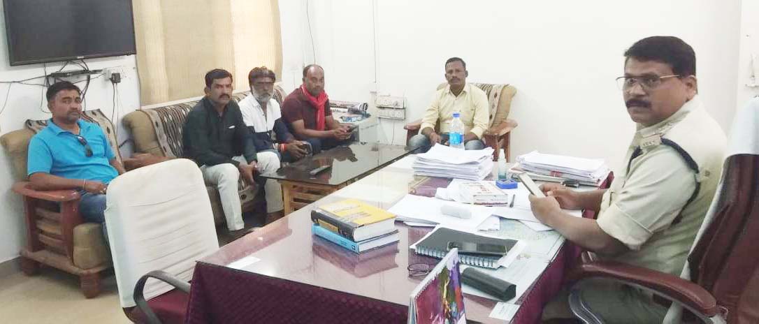 बस स्टैंड में सीसीटीवी कैमरा लगाना अनिवार्य बस स्टैंड में सीसीटीवी कैमरा लगाना अनिवार्य