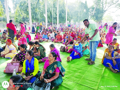 निक्षय मित्र हैं टीबी ग्रस्त लोगों के सच्चे मददगार, खुर्सीपार जनसंवाद कार्यक्रम में बीमारी से बचाव के उपाय निक्षय मित्र हैं टीबी ग्रस्त लोगों के सच्चे मददगार, खुर्सीपार जनसंवाद कार्यक्रम में बीमारी से बचाव के उपाय