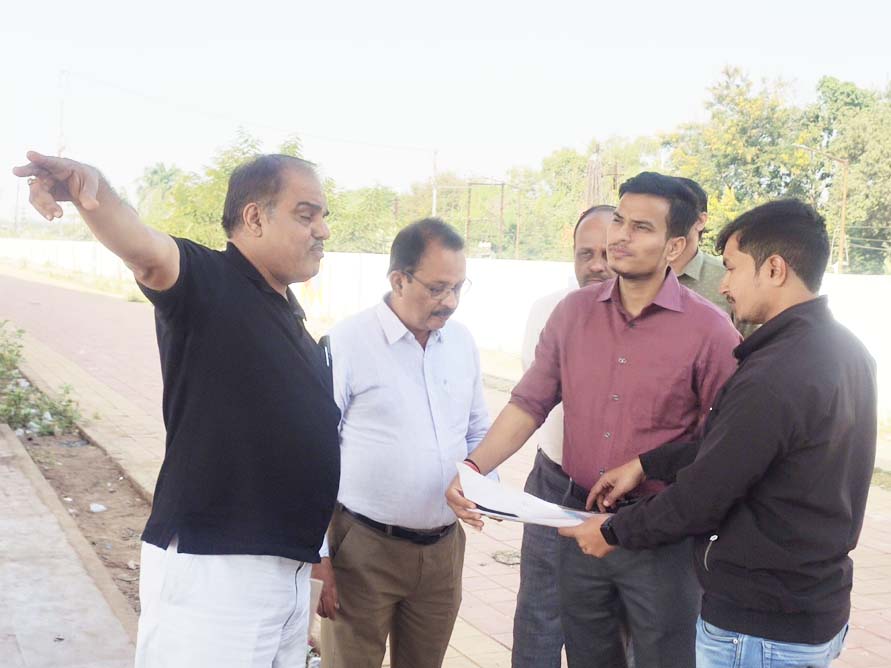 बांध निर्माण कार्यों के लिए काम करने वालों की संख्या बढ़ाएं प्रशिक्षु आयुक्त पहुंचे ठगड़ाबांध, अफसरों को दिए निर्देश बांध निर्माण कार्यों के लिए काम करने वालों की संख्या बढ़ाएं प्रशिक्षु आयुक्त पहुंचे ठगड़ाबांध, अफसरों को दिए निर्देश