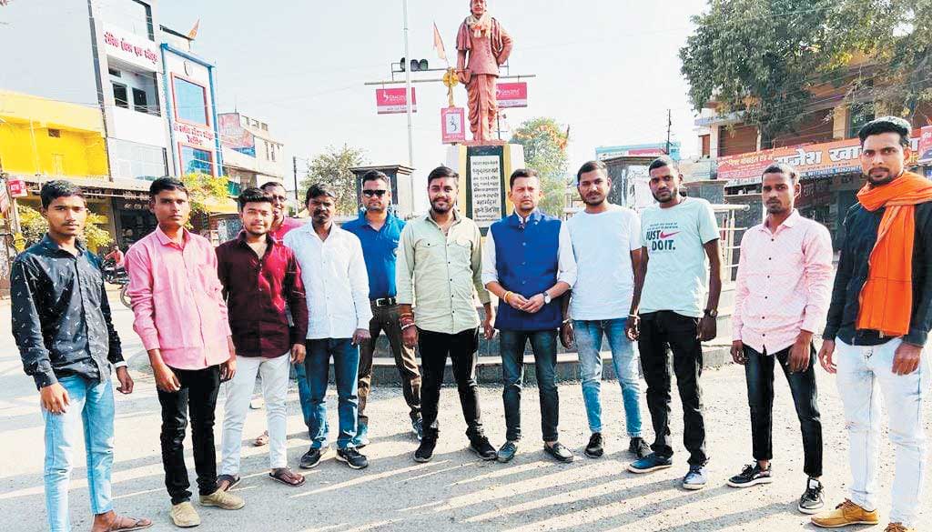 बिजली बिल बढ़ोत्तरी, कार्यालय का घेराव कर भाजयुमो ने सौंपा ज्ञापन बिजली बिल बढ़ोत्तरी, कार्यालय का घेराव कर भाजयुमो ने सौंपा ज्ञापन
